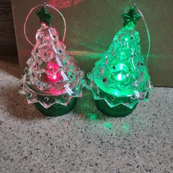 Set of 2 lighted Tree Ornaments - Picture 4 of 5